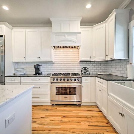 Bright Coastal Abode With Porch And Beach Access! Carolina Beach Eksteriør bilde
