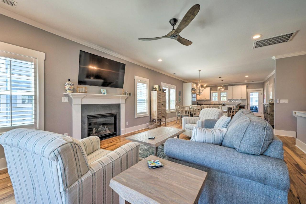Bright Coastal Abode With Porch And Beach Access! Carolina Beach Eksteriør bilde
