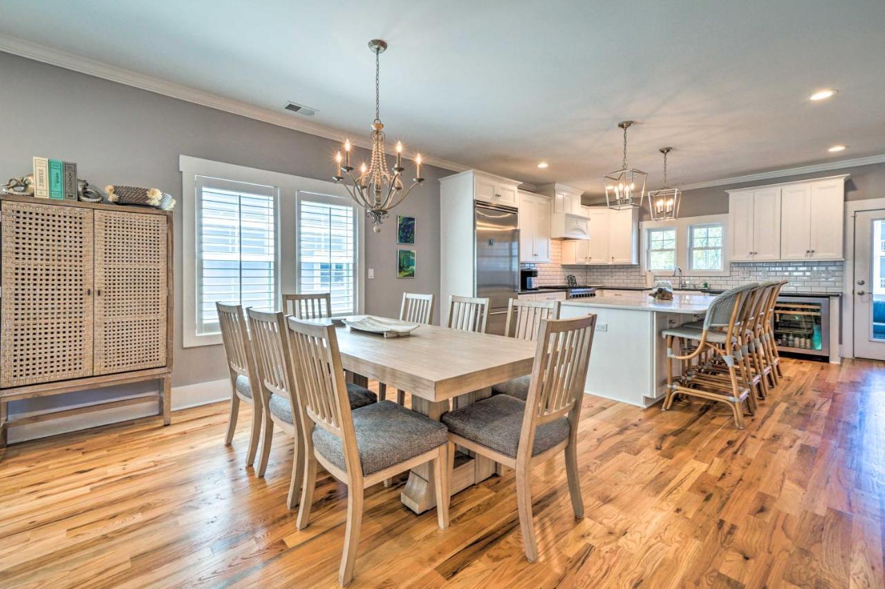 Bright Coastal Abode With Porch And Beach Access! Carolina Beach Eksteriør bilde